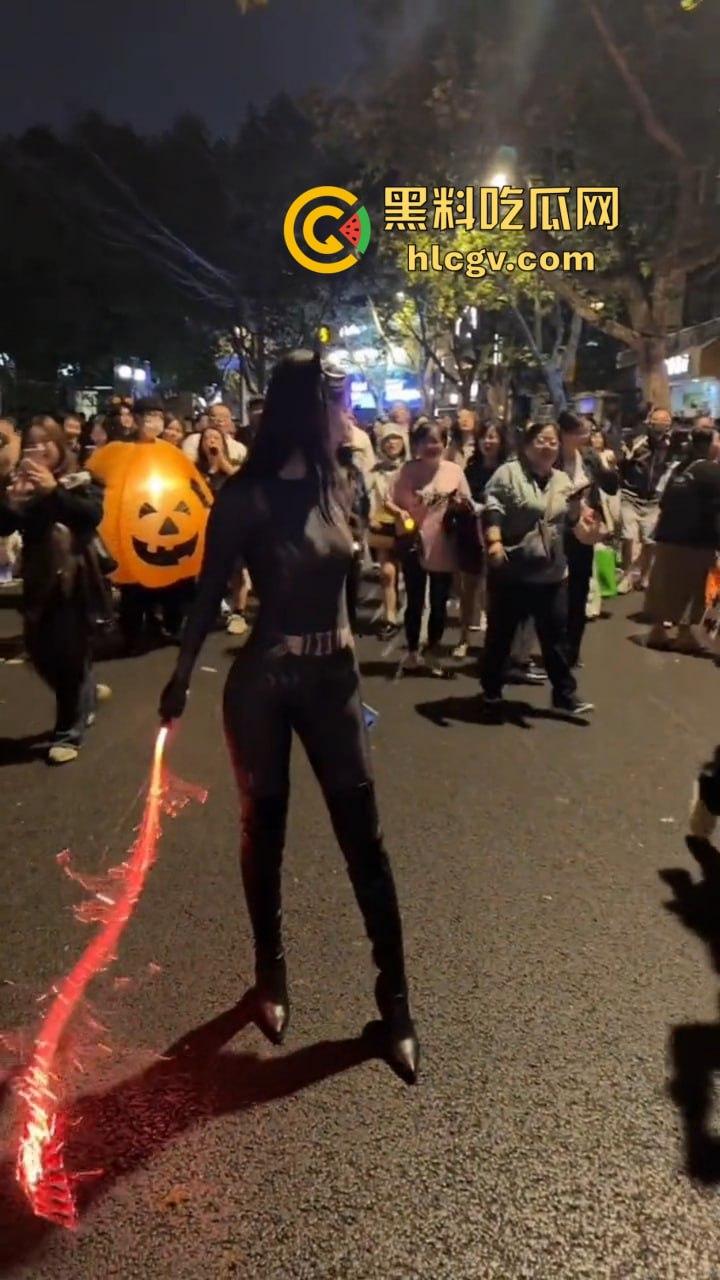 魔都万圣节夜晚骚鸡满街遍布，COS服装养眼又勾魂！上海这波夜生活『许文强』都说真香！  第11张