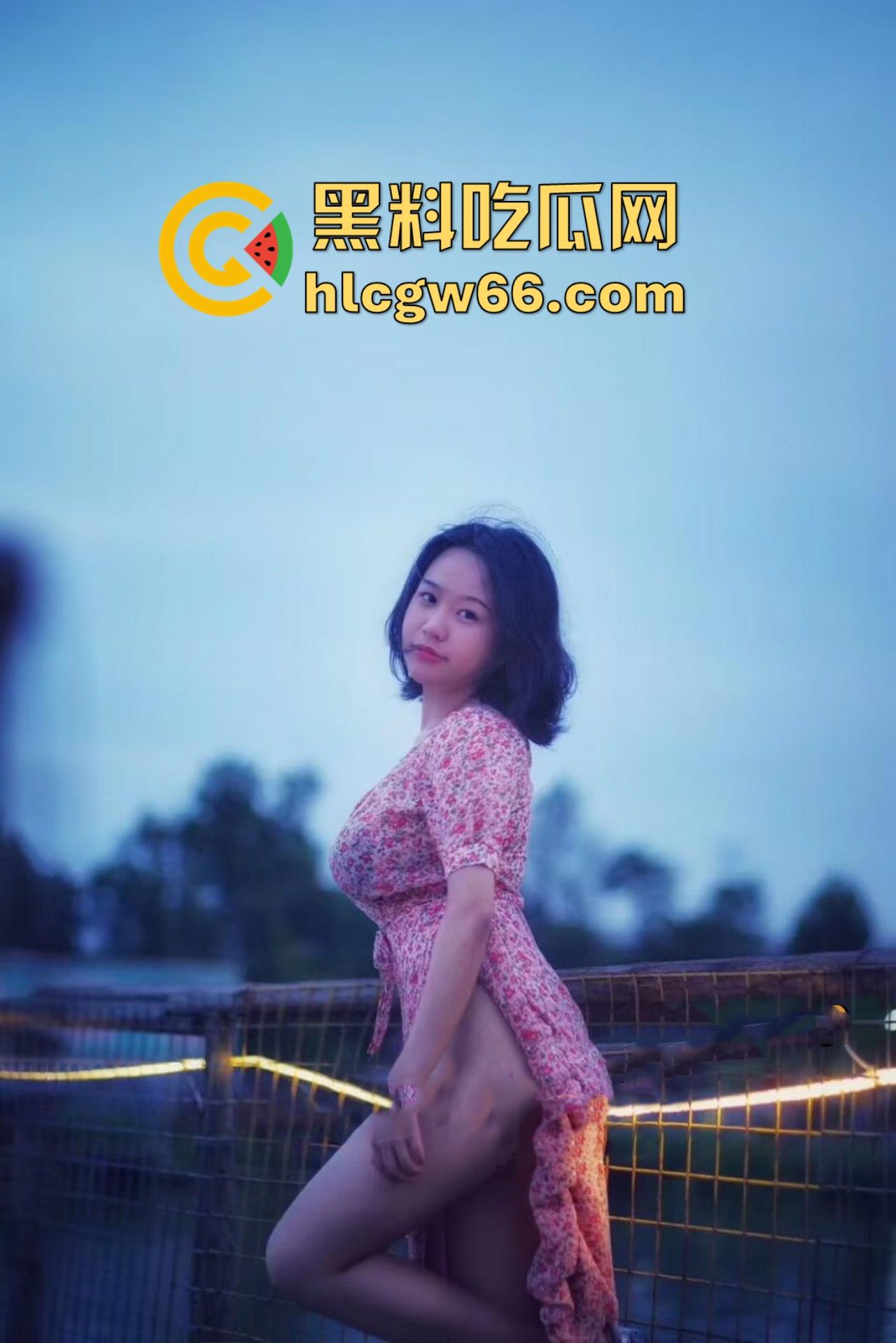 微博网红【D阿娇妹】D罩杯巨乳极品母狗 表面小清新实则骚母狗 喜欢被按住双腿打桩爆操  第3张