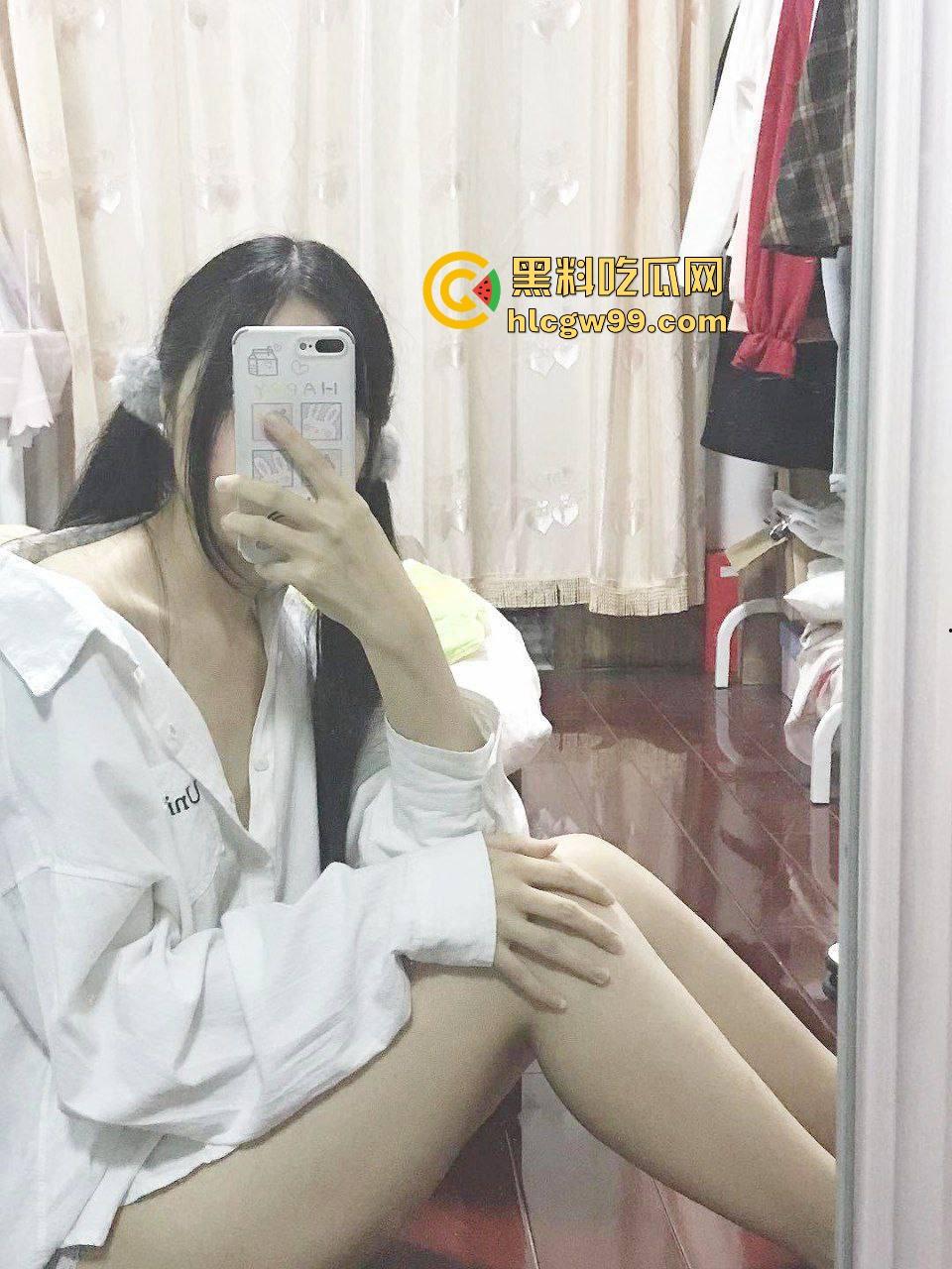 重庆巨乳小母狗『王晓希』独家视频曝光，跪地揉奶跳骚舞，脸穴同框疯狂自慰求主人大鸡巴！  第4张