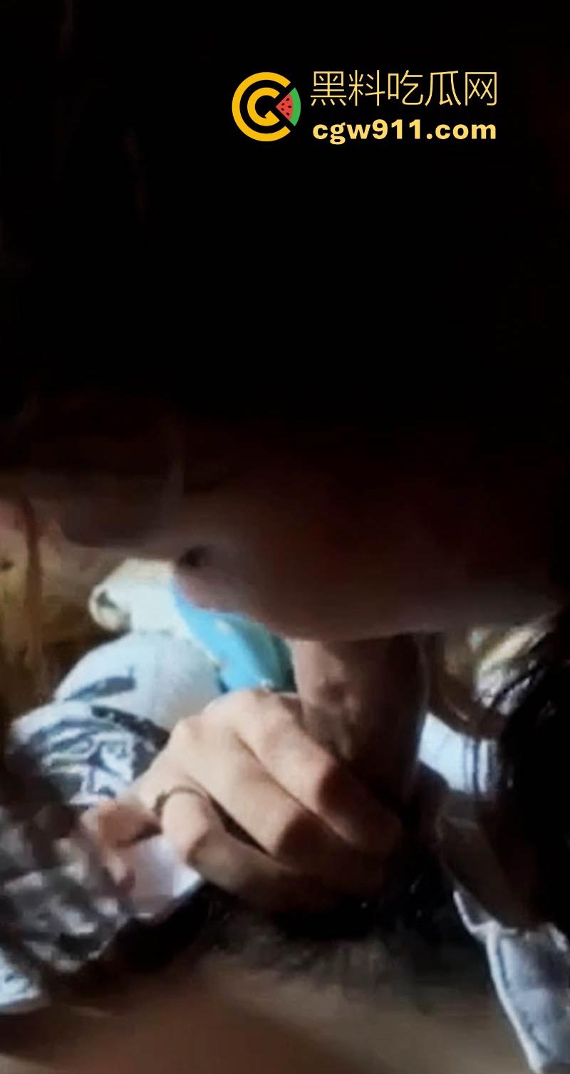 江西工商学院极品学妹【池彦佳】约炮视频曝光，交友不慎约炮渣男无情曝光，深喉口交打桩后入 画面火辣到炸！  第5张