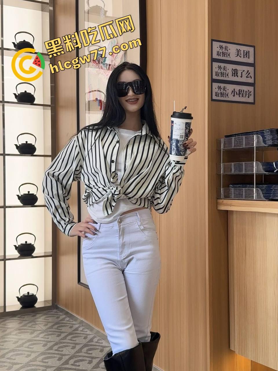 南湖师范小萝莉大开杀戒,粉嫩小穴被操到流浆,精液顺着腿根滑下双马尾一甩就让人忍不住冲上去狂干! 第6张 南湖师范小萝莉大开杀戒,粉嫩小穴被操到流浆,精液顺着腿根滑下双马尾一甩就让人忍不住冲上去狂干! 第6张