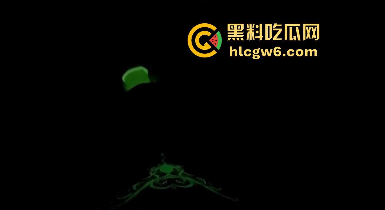 三亚狼友的高端玩法，1K一刺的高颜值外围，包夜20张，荧光套操完小姐回家，男友看见发光的逼直接开吵！  第1张