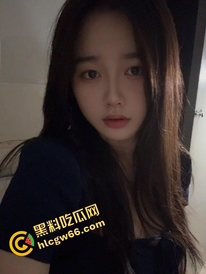 夫妻私拍片泄漏口交操逼玩法骚,跪舔开干爆操狂插浪叫喷水,老夫老妻玩得比援交还骚! 第4张 夫妻私拍片泄漏口交操逼玩法骚,跪舔开干爆操狂插浪叫喷水,老夫老妻玩得比援交还骚! 第4张