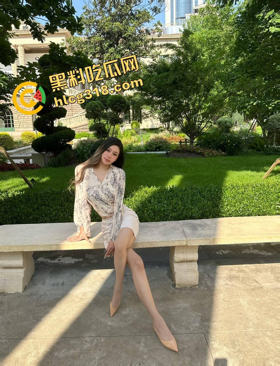 刚睡醒就被骑,表嫂穿着内裤坐上来,这开门见山姿势配上晨勃真的安逸,干完她还紧紧抱着我不撒手! 第2张 刚睡醒就被骑,表嫂穿着内裤坐上来,这开门见山姿势配上晨勃真的安逸,干完她还紧紧抱着我不撒手! 第2张