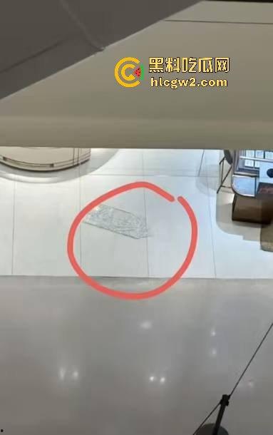 济宁新开商场小女孩从四楼坠落，不幸离世，疑因电梯事故酿成悲剧！  第13张