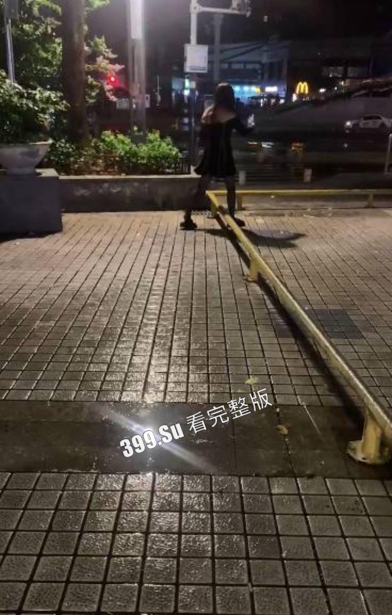 离谱！站街男 TS伪娘 男同组队出来卖淫 和嫖客当街对骂 附聊天记录  第3张