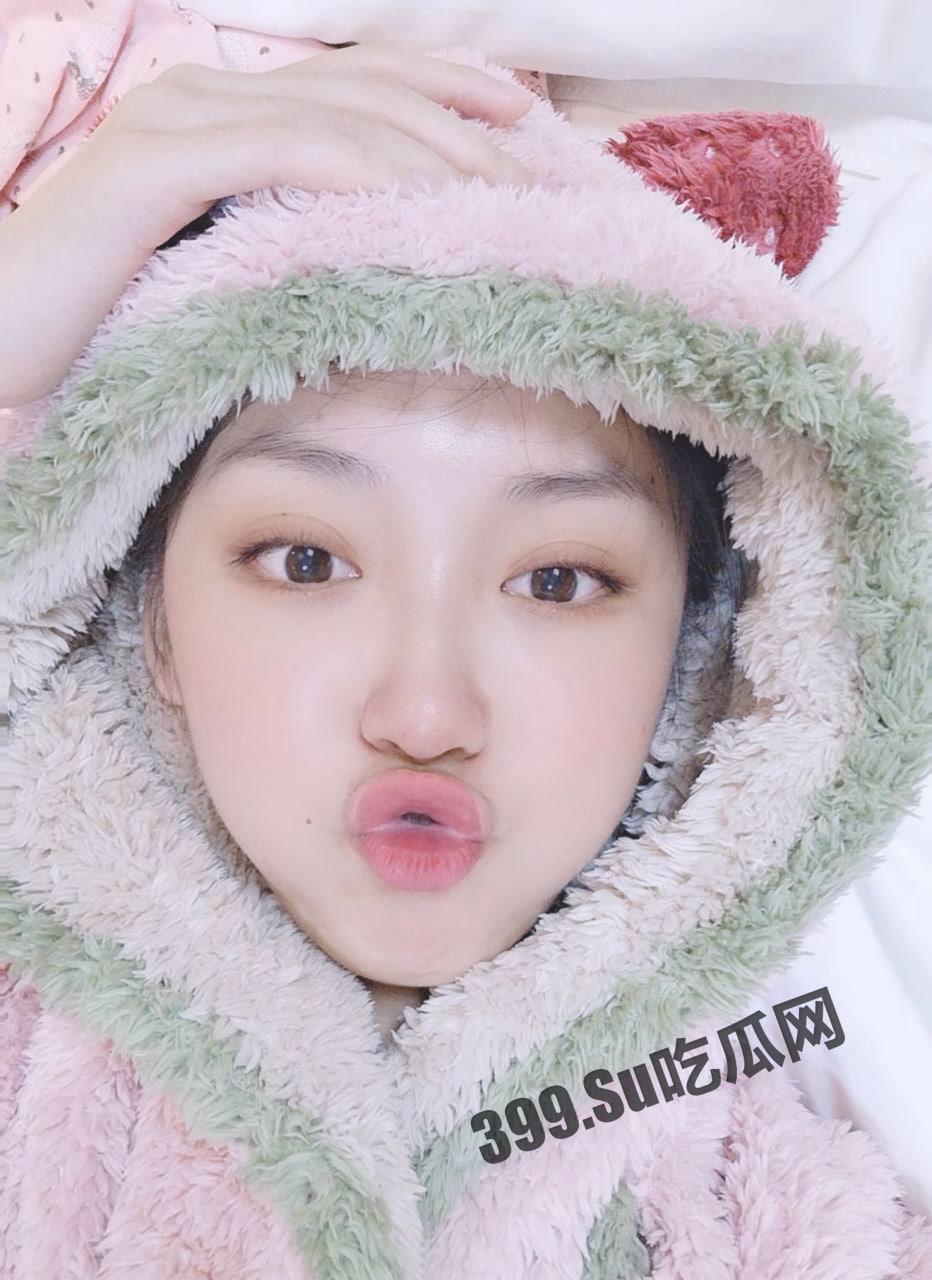 约炮大神线下约炮极品美女空姐「涂静」录制视频 发福利群后流出  第5张