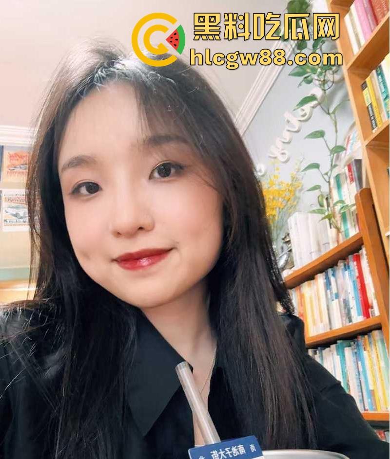 中国传媒大学【白洁】研究生情侣性爱视频曝光 各种舔屌卖骚 无套做爱中出 反差感爆棚! 第6张 中国传媒大学【白洁】研究生情侣性爱视频曝光 各种舔屌卖骚 无套做爱中出 反差感爆棚! 第6张