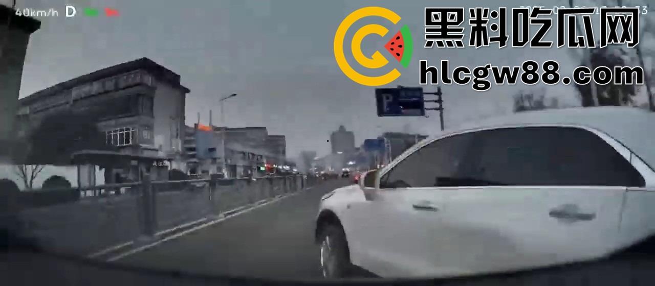 女友抢方向盘撞车差点送我上天，哭着求我别报警，这绿茶婊还想让我原谅她！  第11张