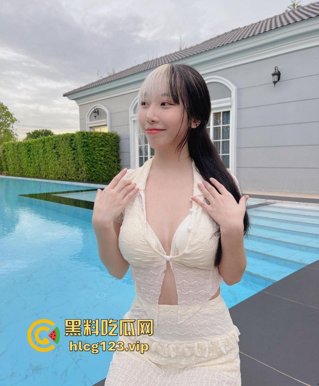 泰国百万粉丝女网红【Highsstn】爆出疯狂性爱视频！69互舔、骑乘、口爆全套花样玩得飞起！  第10张