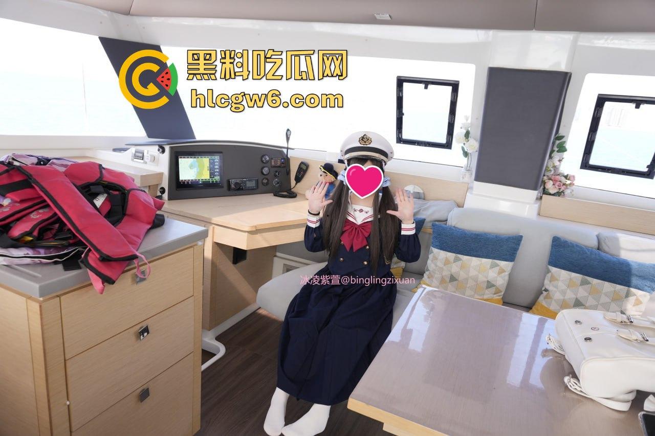 OnlyFans泰国极品骚货情侣【mickeemouse】绿帽癖男友放飞,女友3P、6P大乱斗淫乱得不行! 第7张 OnlyFans泰国极品骚货情侣【mickeemouse】绿帽癖男友放飞,女友3P、6P大乱斗淫乱得不行! 第7张