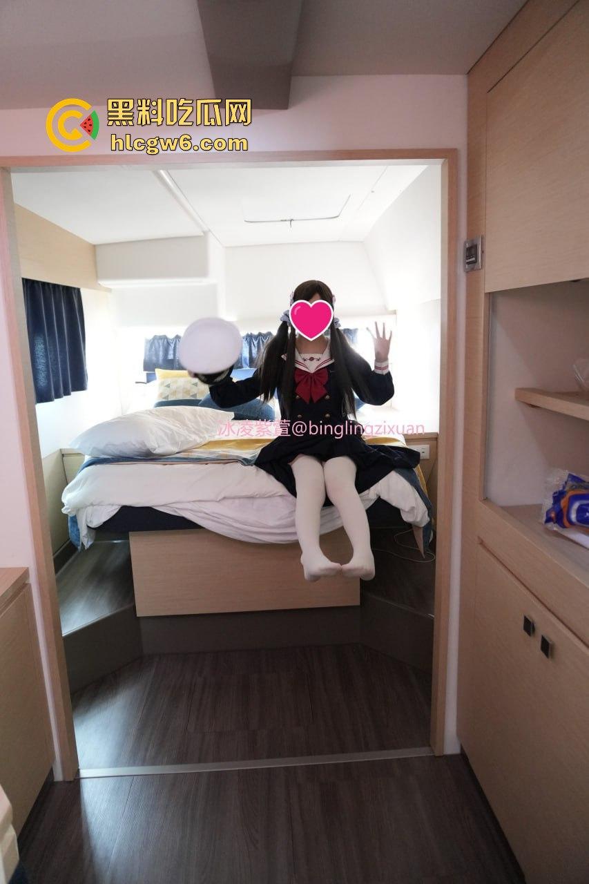 OnlyFans泰国极品骚货情侣【mickeemouse】绿帽癖男友放飞,女友3P、6P大乱斗淫乱得不行! 第11张 OnlyFans泰国极品骚货情侣【mickeemouse】绿帽癖男友放飞,女友3P、6P大乱斗淫乱得不行! 第11张