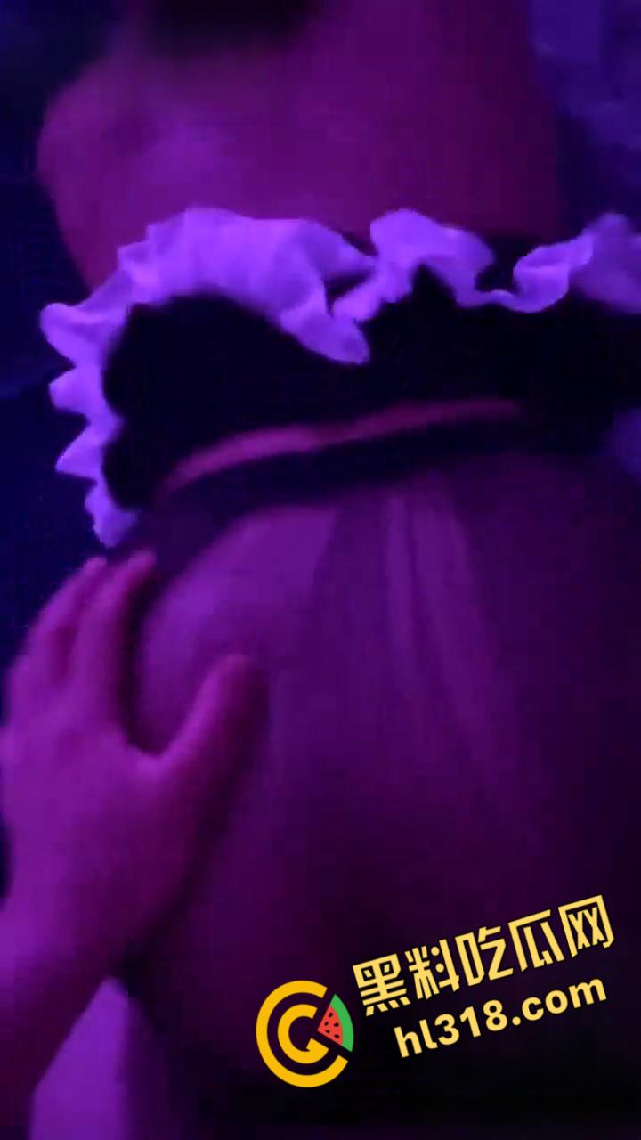 湖北师范大学【曾晓婷】,模样清纯得像个邻家妹妹,但骨子里骚得要命,被22厘米巨物捣得乱颤 ! 第8张 湖北师范大学【曾晓婷】,模样清纯得像个邻家妹妹,但骨子里骚得要命,被22厘米巨物捣得乱颤 ! 第8张