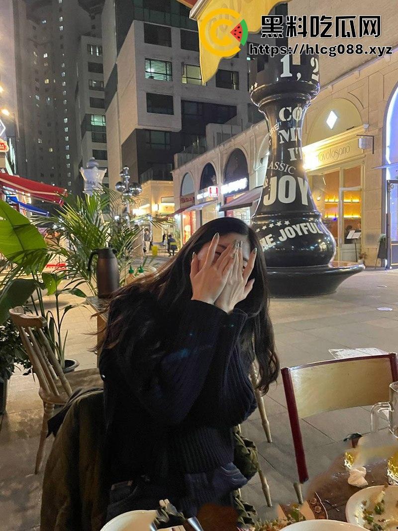 韩国01年嫩妹【金美惠】蜜月性爱视频泄密，粉嫩馒头逼大白臀被绿帽老公曝光，人间尤物变全网精盆！  第2张