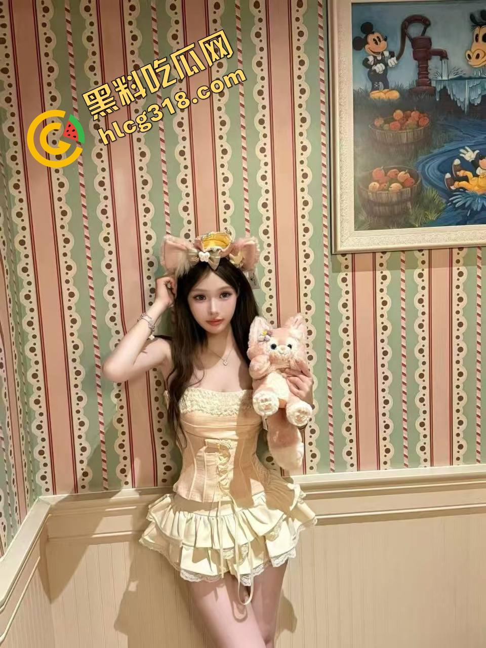 西安培华学院『赵露媛』火车上撕烂牛仔裤被爆操,女大坐车出游直接坐上男友鸡巴,全程自拍记录高潮表情! 第2张 西安培华学院『赵露媛』火车上撕烂牛仔裤被爆操,女大坐车出游直接坐上男友鸡巴,全程自拍记录高潮表情! 第2张