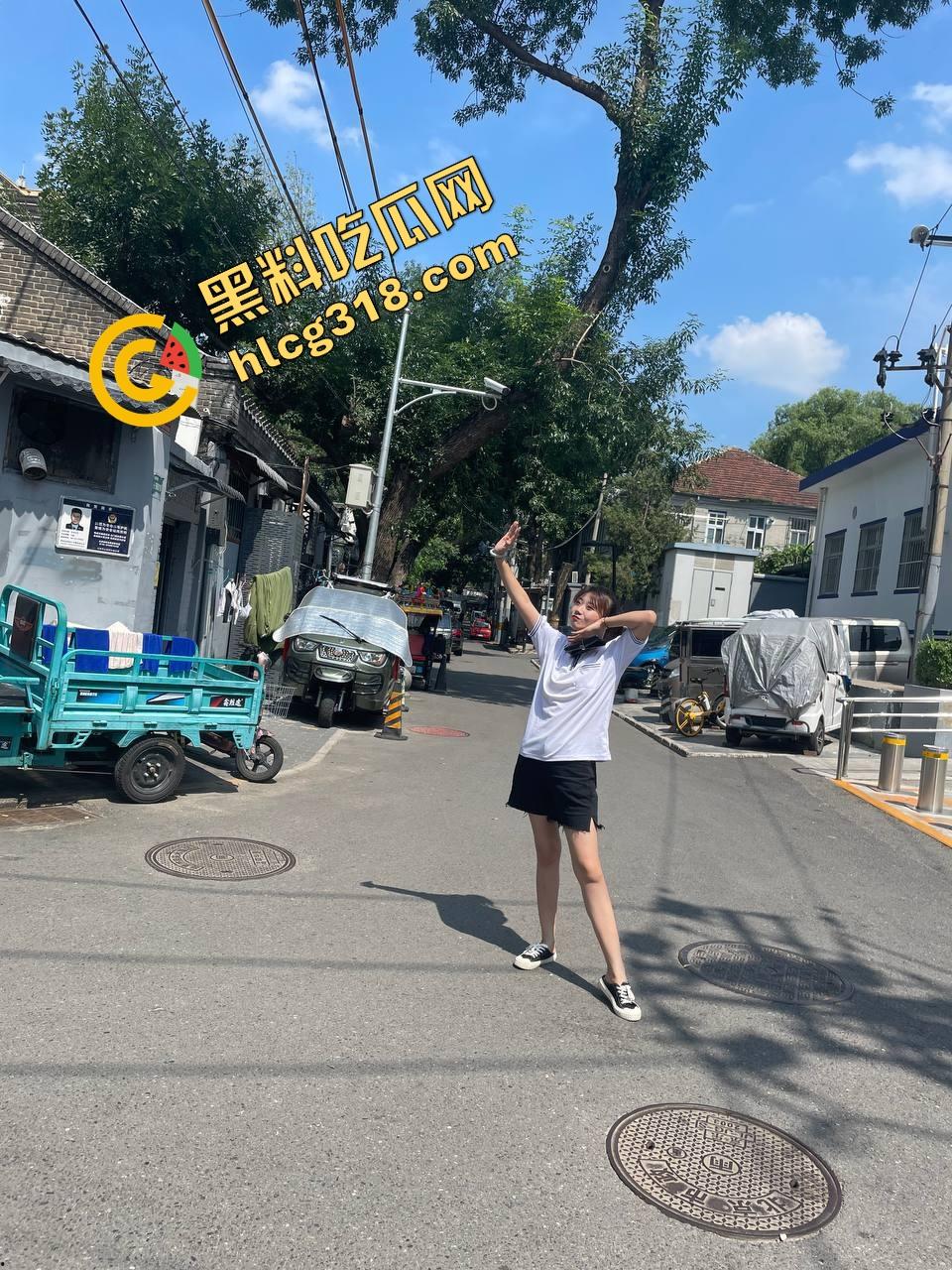 西安培华学院『赵露媛』火车上撕烂牛仔裤被爆操,女大坐车出游直接坐上男友鸡巴,全程自拍记录高潮表情! 第6张 西安培华学院『赵露媛』火车上撕烂牛仔裤被爆操,女大坐车出游直接坐上男友鸡巴,全程自拍记录高潮表情! 第6张