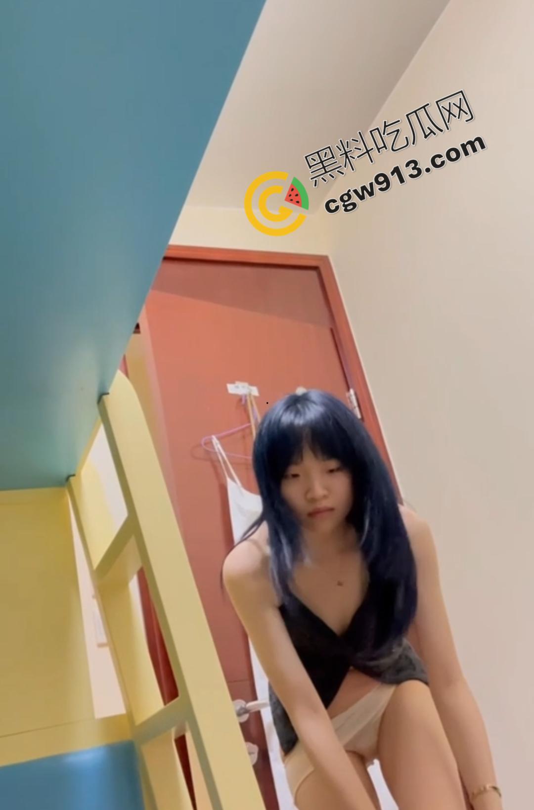 上海财经大学嫩妹黄玉凤: 金主爸爸的掌上明珠or富二代的新欢女主角,她究竟有何魅力? 第6张 上海财经大学嫩妹黄玉凤: 金主爸爸的掌上明珠or富二代的新欢女主角,她究竟有何魅力? 第6张