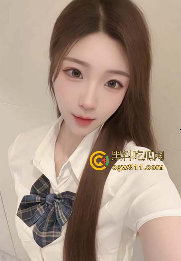 海角乱伦！姐夫满足不了姐姐弟弟来帮忙，爆操跟姐夫通话中的骚姐姐，边淫叫边给电话那头得人渣姐夫听！  第2张