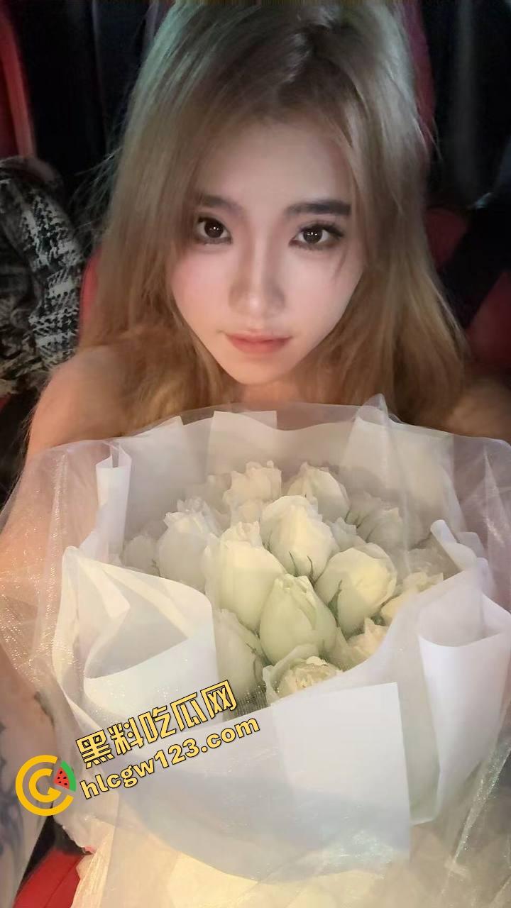 独家爆料求助贴！秒射瓜友求助刚插进去还没发力就缴械，女友骚逼太紧还是自己太废？家人们来评评理！  第4张