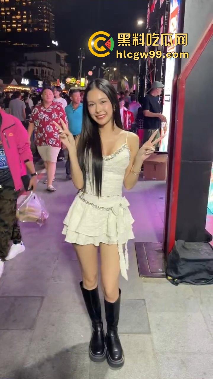 泰国红灯区的美女都快饿死了？少了国人宠爱，只能天天吃洋屌，一点中餐吃不到，摸下面看GG还是MM直接验货！  第4张