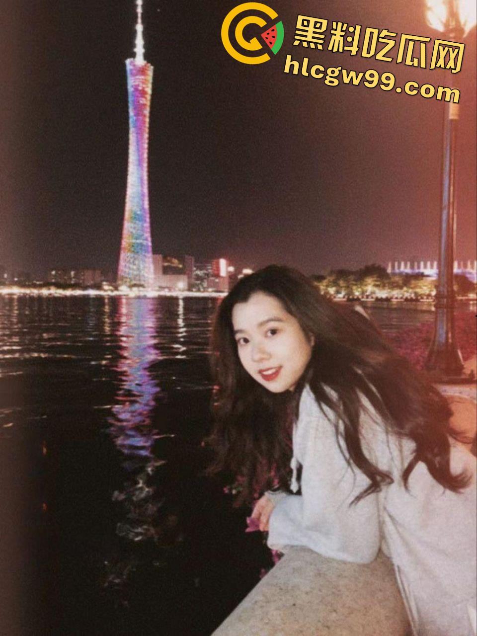 重庆OL反差露脸女职员【张秋月】被主人各种调教视图泄密，婚纱捆绑口塞踩头当狗玩  第10张