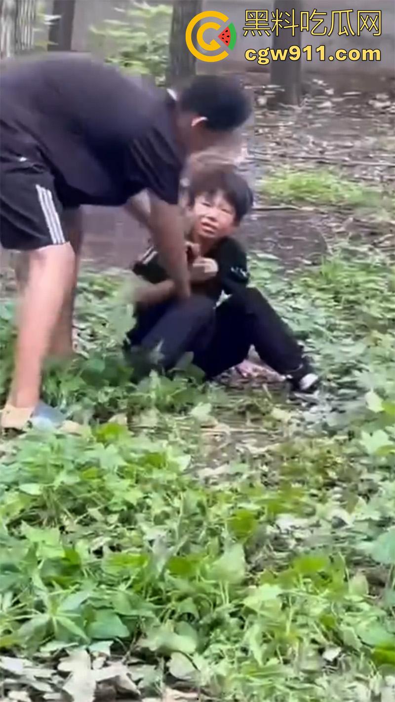 山东聊城临清市村头恶霸，烟店镇王集村一个14 岁，一个18岁，对一个12周岁的孩子进行殴打，真以为自己古惑仔了？  第3张