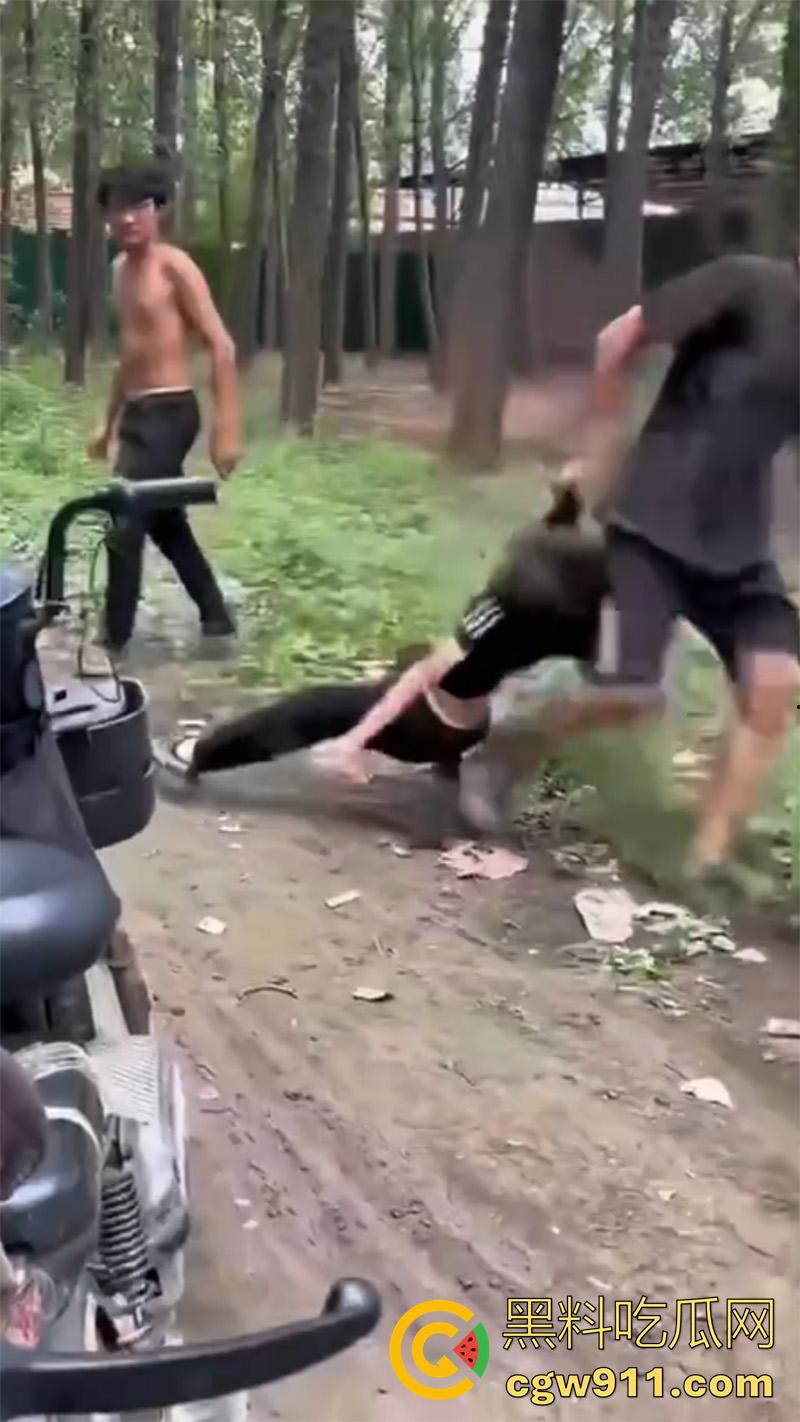 山东聊城临清市村头恶霸，烟店镇王集村一个14 岁，一个18岁，对一个12周岁的孩子进行殴打，真以为自己古惑仔了？  第5张