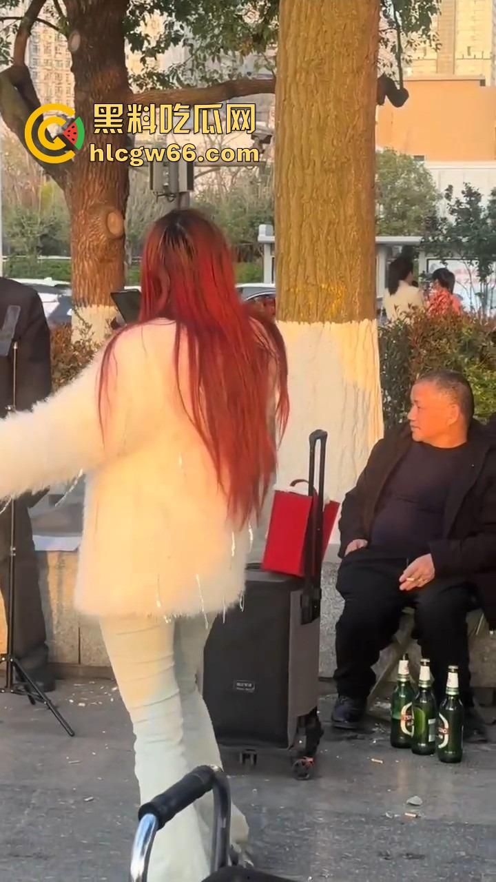 山西晋城榜一大哥线下打赏真实版拒绝中间商，拒绝平台抽成主播秒送身，钱花在刀刃上！  第3张