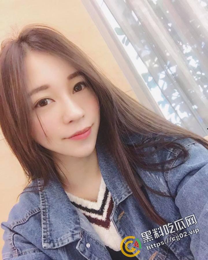 台湾版 PUA套路笔记 真实对话记录教你如何骗取反差婊 台妹【邱念婷】裸照 狂秀肥美大黑逼 附海量生活照  第7张
