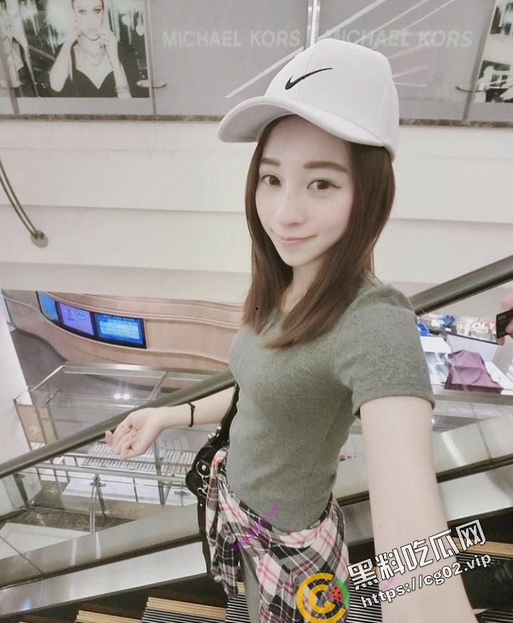 台湾版 PUA套路笔记 真实对话记录教你如何骗取反差婊 台妹【邱念婷】裸照 狂秀肥美大黑逼 附海量生活照  第11张