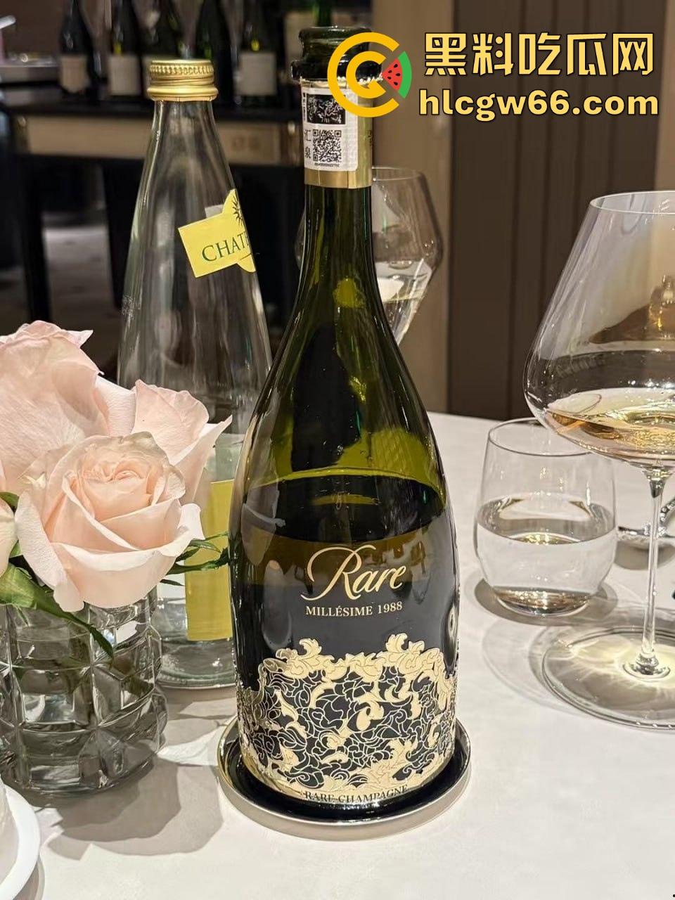 小红书找搭子吃饭不料被被逃单 上海假名媛黑料信息视频被曝光 没了大哥假名媛都原形必露！  第4张