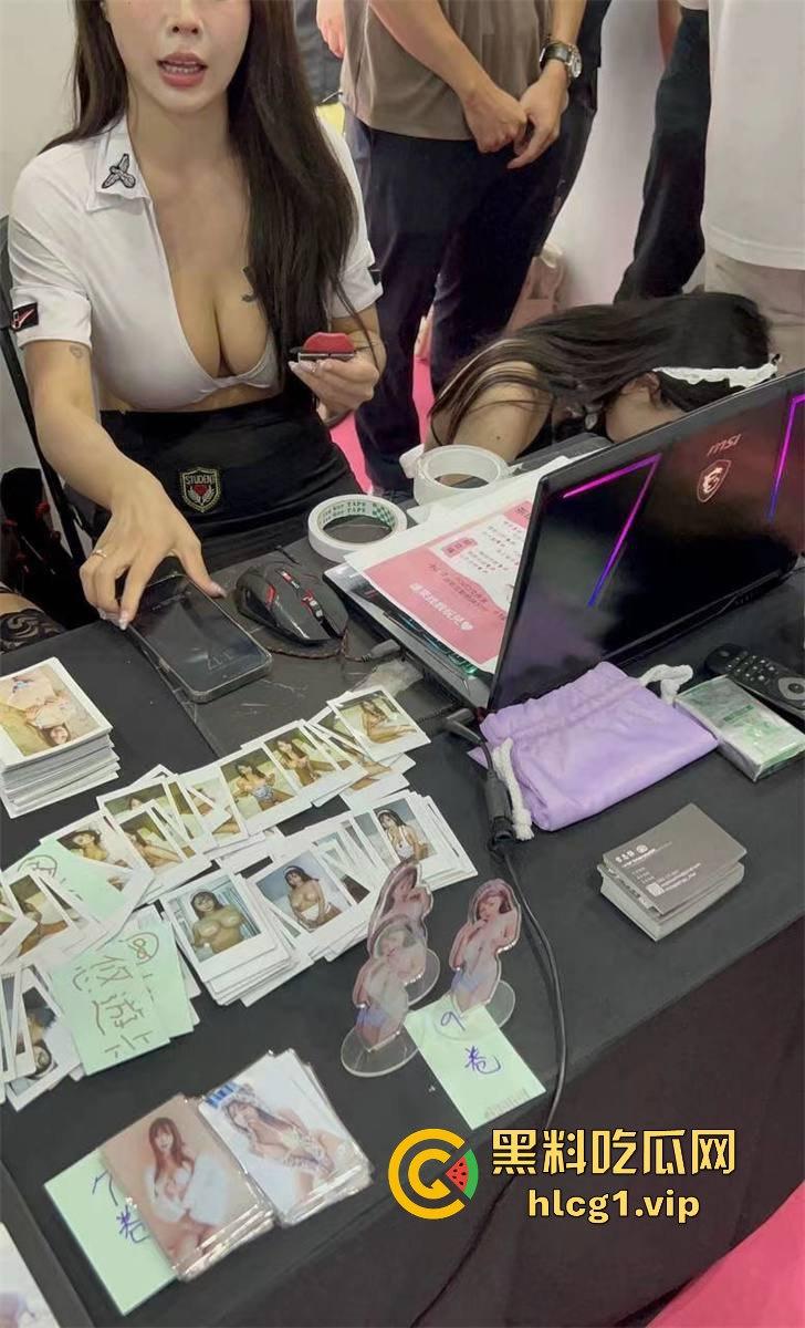 独家直击!带粉丝云打卡台湾成人展,三上悠亚比屏幕更美更性感,完爆国内漫展,台妹赞到爆! 第5张 独家直击!带粉丝云打卡台湾成人展,三上悠亚比屏幕更美更性感,完爆国内漫展,台妹赞到爆! 第5张