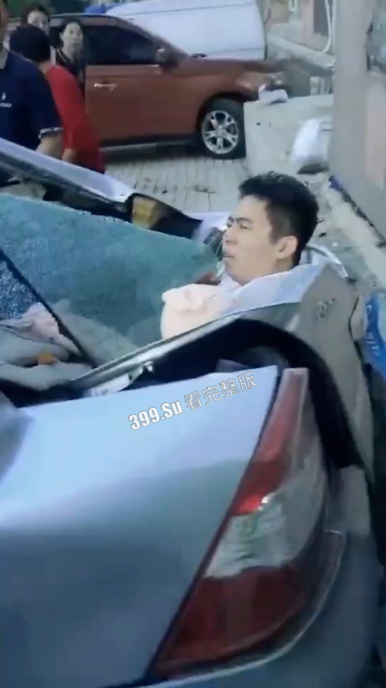 坠楼篇  不知道在身体悬空那个瞬间 他们是否有后悔（二） 第4张