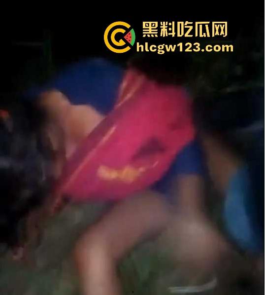 印度三哥真实强奸案视频流出 女子自爆患有艾滋病 逃过一截 几名强奸犯遗憾收手！  第4张