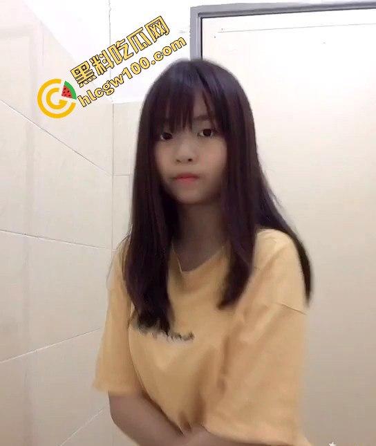 宁夏大学大一清纯学妹【靳晓婉】自拍视频曝光，军训服下都藏不住的骚母狗！  第4张