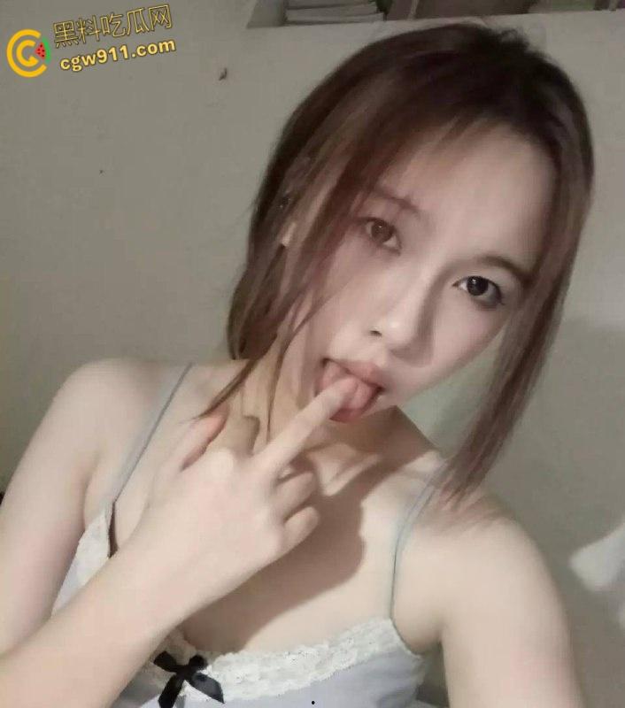 吉林反差母狗【程书宁】,巨乳细腰白虎嫩穴,深喉口交掰逼求操,两个奶子跟个小白兔一样太骚了 ! 第2张 吉林反差母狗【程书宁】,巨乳细腰白虎嫩穴,深喉口交掰逼求操,两个奶子跟个小白兔一样太骚了 ! 第2张