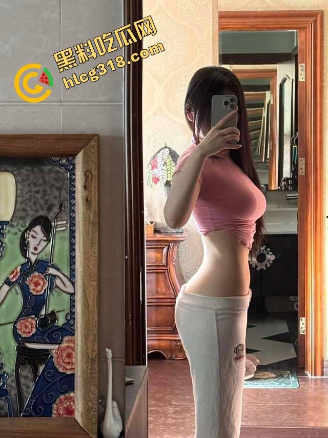 江苏泰迪王又开冲了，一天操四次小母狗没一个顶得住，几个00后炮友姿势全用上还是撑不过十分钟！  第4张