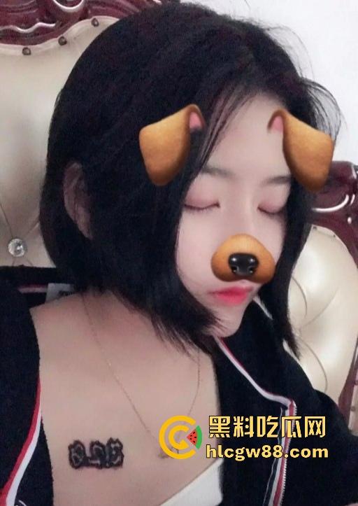 合肥十七中高二嫩妹【鲁艺凡】校外偷腥，穿制服调教跪舔鸡巴，骚洞被无套灌精，黑乳晕还怕怀崽？  第8张