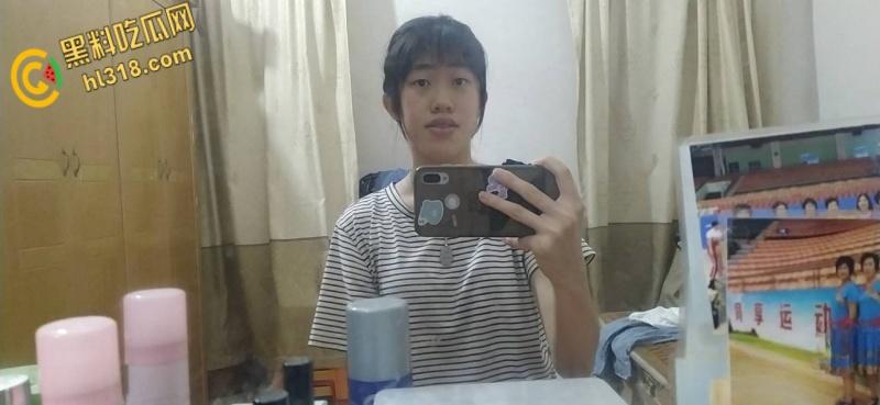 内蒙古城市技术学院幼师【庄雅文】，性欲强盛的小母狗，粉唇灵活吞吐肉棒，性感蜜桃臀被疯狂后入 !  第3张