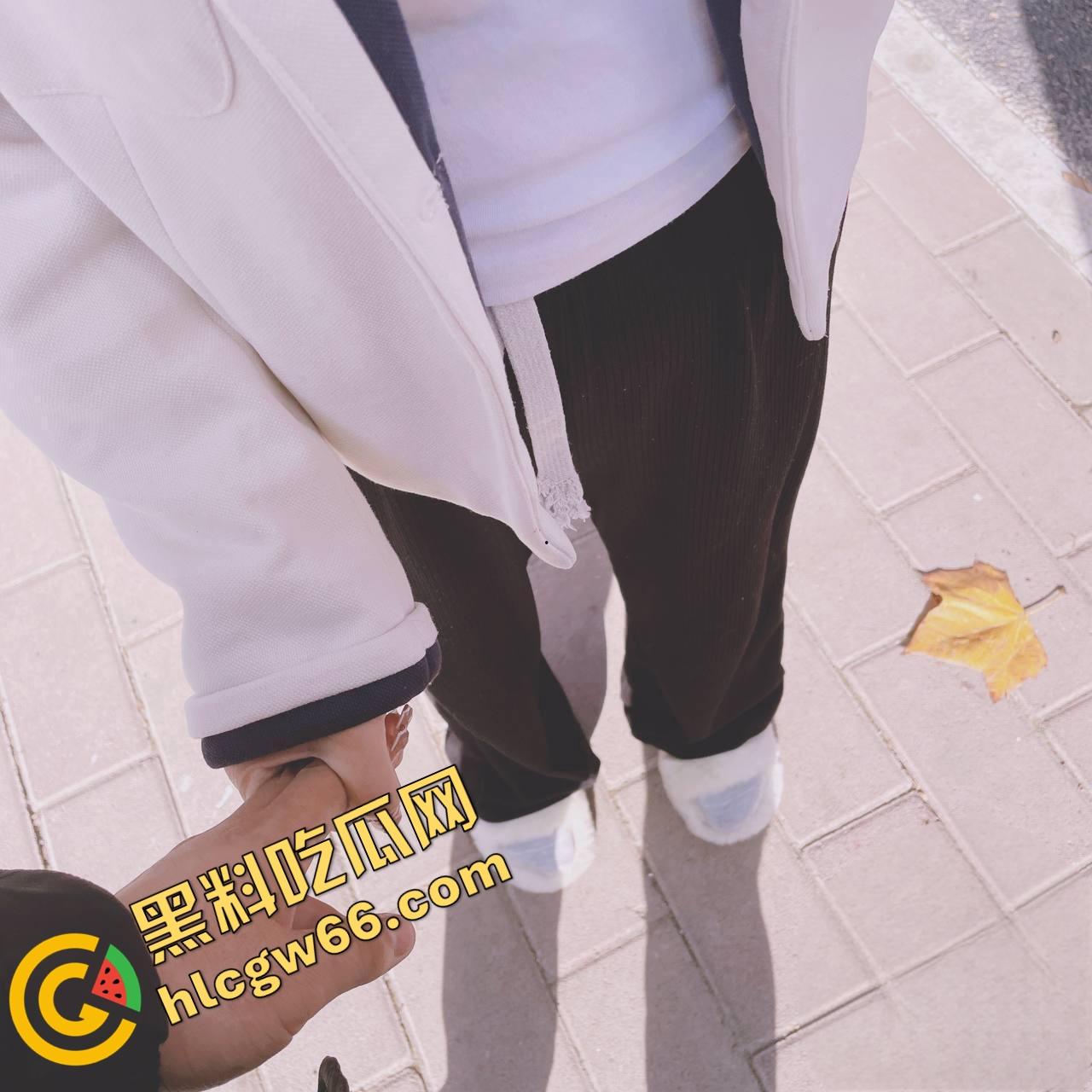 海角28岁教师姐姐淫路曝光!弟弟苦追终操大屁股姐,半推半就插进去,三年性瘾喷发射满臀! 第26张 海角28岁教师姐姐淫路曝光!弟弟苦追终操大屁股姐,半推半就插进去,三年性瘾喷发射满臀! 第26张