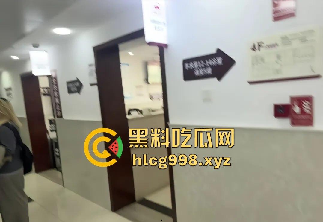 从陈冠希变张柏芝?『童锦程』被『奶味仙女』偷拍怒发8条抖音回击牛子不小!杭州金手指诞生了? 第17张 从陈冠希变张柏芝?『童锦程』被『奶味仙女』偷拍怒发8条抖音回击牛子不小!杭州金手指诞生了? 第17张