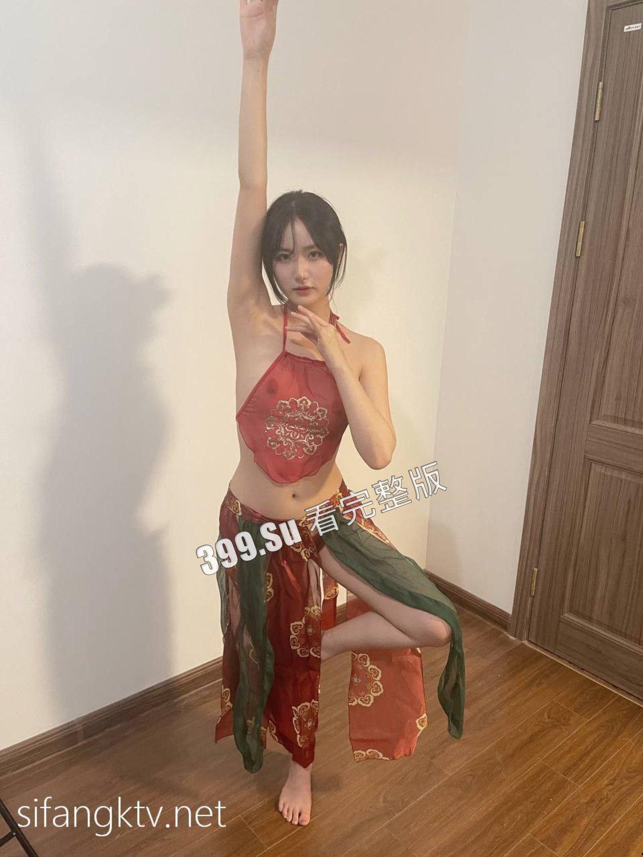 抖音 焕儿 汉服圈知名模特  被金主爸爸爆出不雅视频 长相清纯 相当反差 （高清61p+80分钟视频合集 全网最完整） 第4张