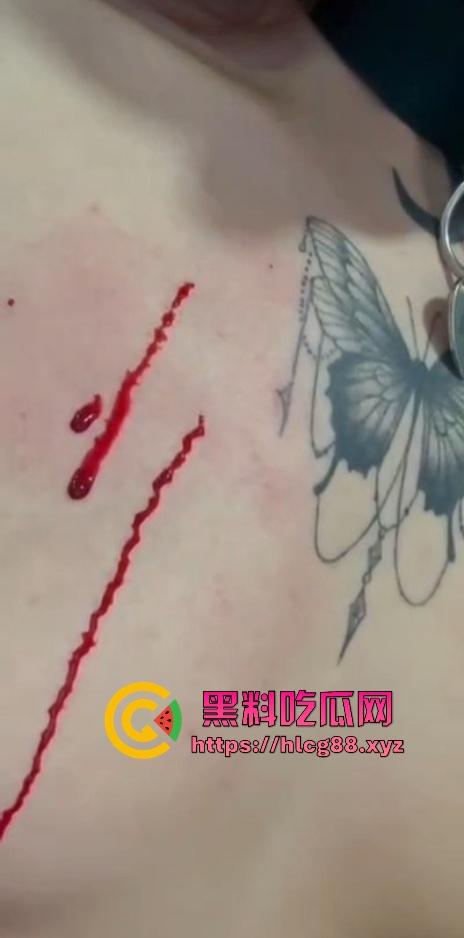 南京亚文化骚货『田凝熙』操贱无敌，外网卖白虎逼照玩非主流，针扎奶子自残血流成河！  第20张