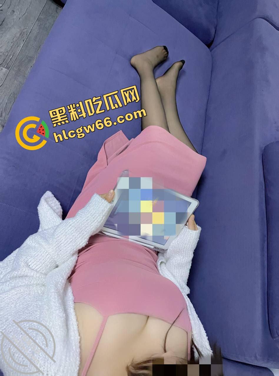 海角精品帖子,巨乳表姐住我家.在大城市的网红表姐被渣男伤透了心,瞒着家人要偷偷跑回来! 第29张 海角精品帖子,巨乳表姐住我家.在大城市的网红表姐被渣男伤透了心,瞒着家人要偷偷跑回来! 第29张