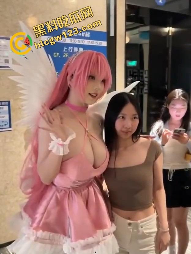 想干COS小母狗？先干摄影圈，奶子诱人腿开得贼快，拍完直接约房，不买相机都觉得亏！  第7张