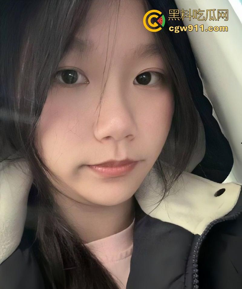 长沙理工学院【廖佳颖】清纯外表下淫荡母狗本性，女上位疯狂骑乘，骚劲像只发情的母狗。  第4张