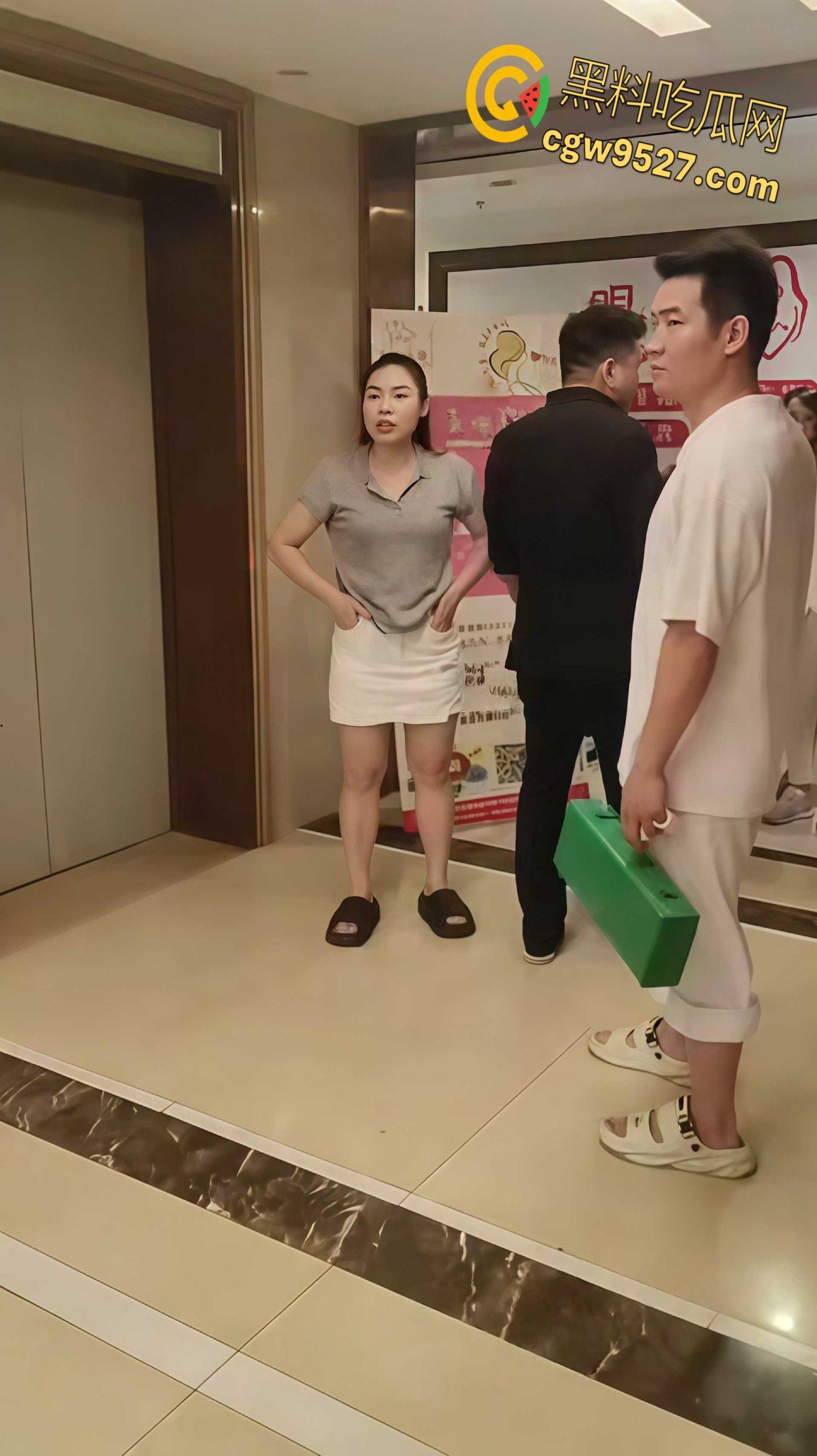 湖南某母婴培训机构,押金纠纷多人围堵事件,学员丈夫怒斥黑心机构,欺诈消费者权益! 第7张 湖南某母婴培训机构,押金纠纷多人围堵事件,学员丈夫怒斥黑心机构,欺诈消费者权益! 第7张