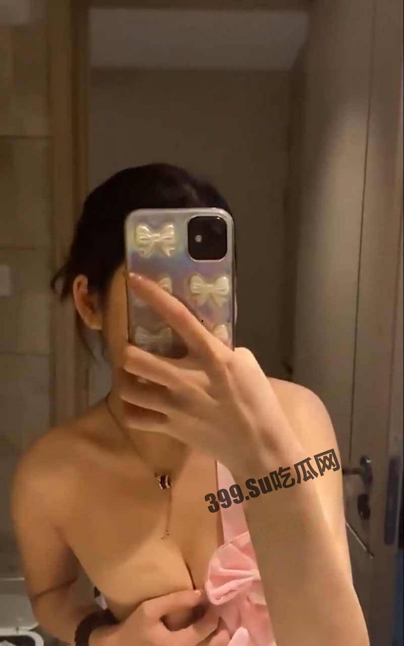 抖音网红【Liuyue】大尺度私拍和男朋友啪啪性爱视频流出身材超美  第6张