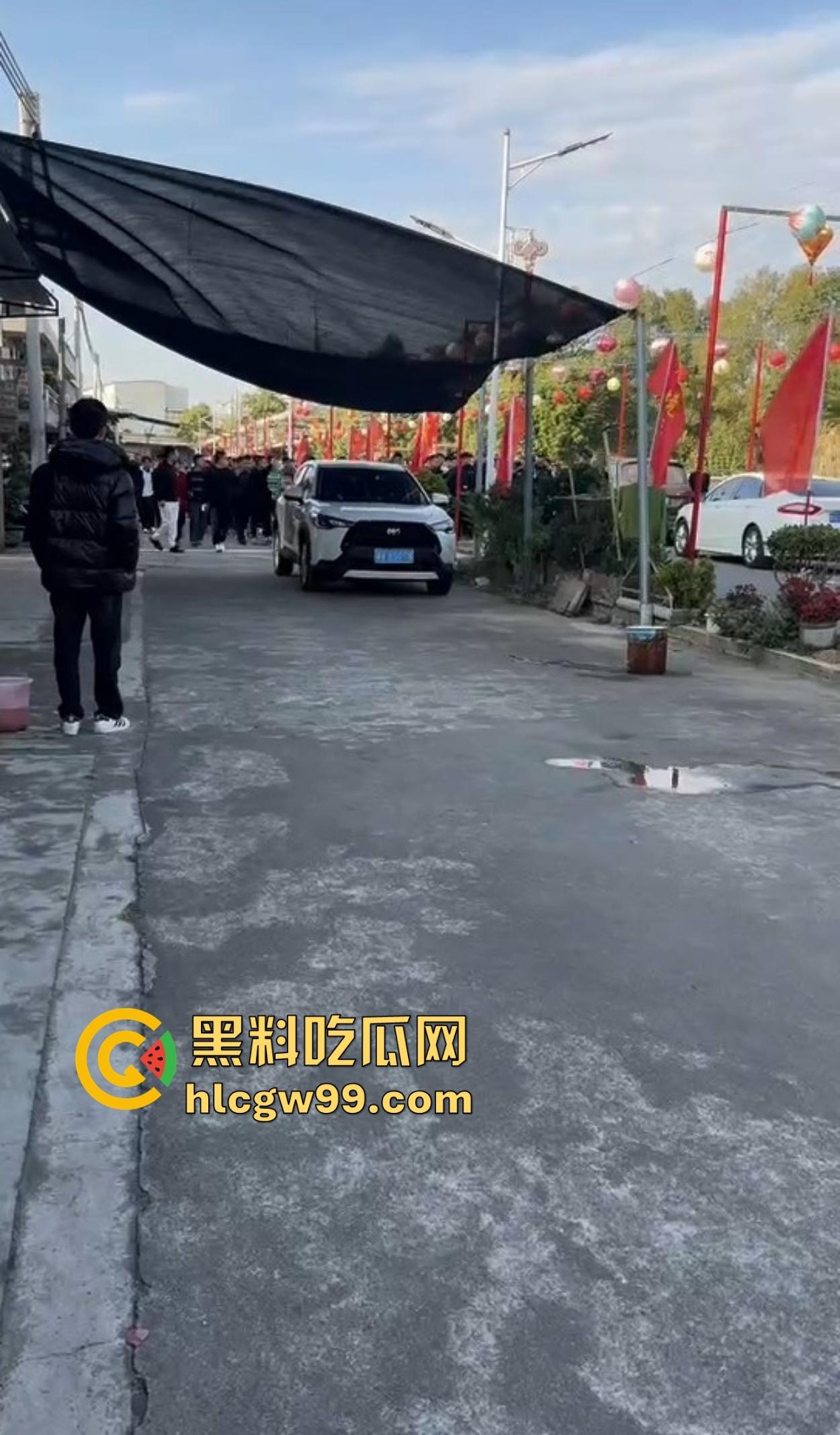 潮汕男子飙车狂言车300万撞死人保险赔,结果被英歌队打到脑震荡,现在出院嚷嚷黑势力又被围了! 第10张 潮汕男子飙车狂言车300万撞死人保险赔,结果被英歌队打到脑震荡,现在出院嚷嚷黑势力又被围了! 第10张