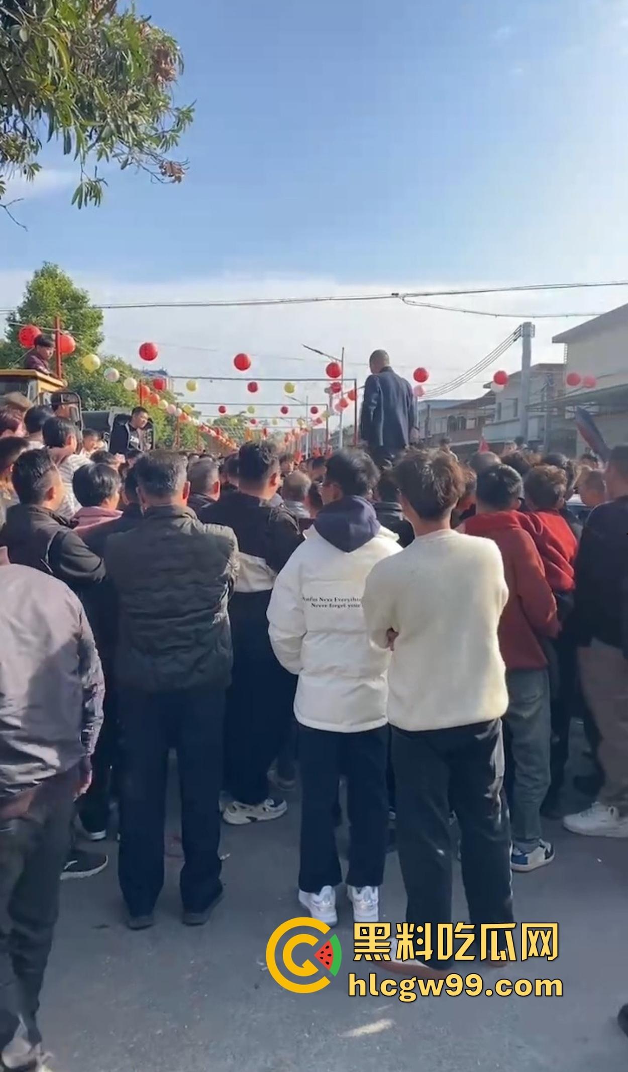 潮汕男子飙车狂言车300万撞死人保险赔,结果被英歌队打到脑震荡,现在出院嚷嚷黑势力又被围了! 第16张 潮汕男子飙车狂言车300万撞死人保险赔,结果被英歌队打到脑震荡,现在出院嚷嚷黑势力又被围了! 第16张